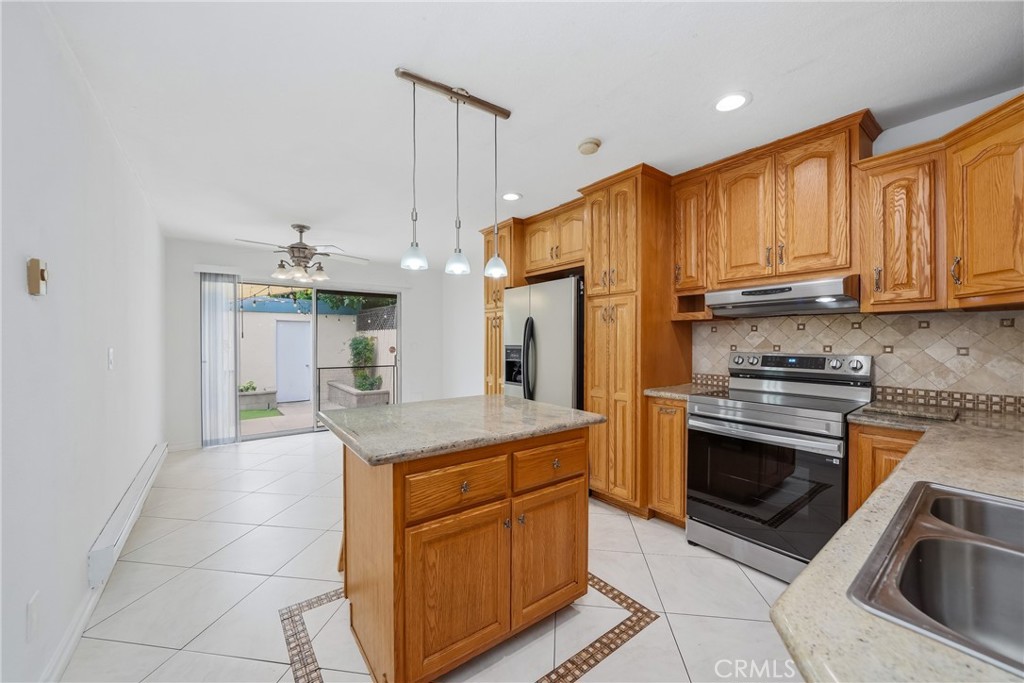 1013 Seaview Property Photo 9