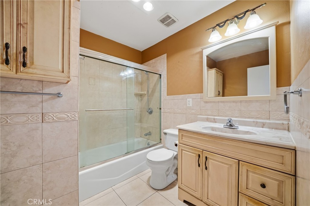 1013 Seaview Property Photo 13