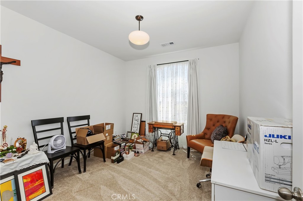 1560 Foothill Drive Property Photo 24
