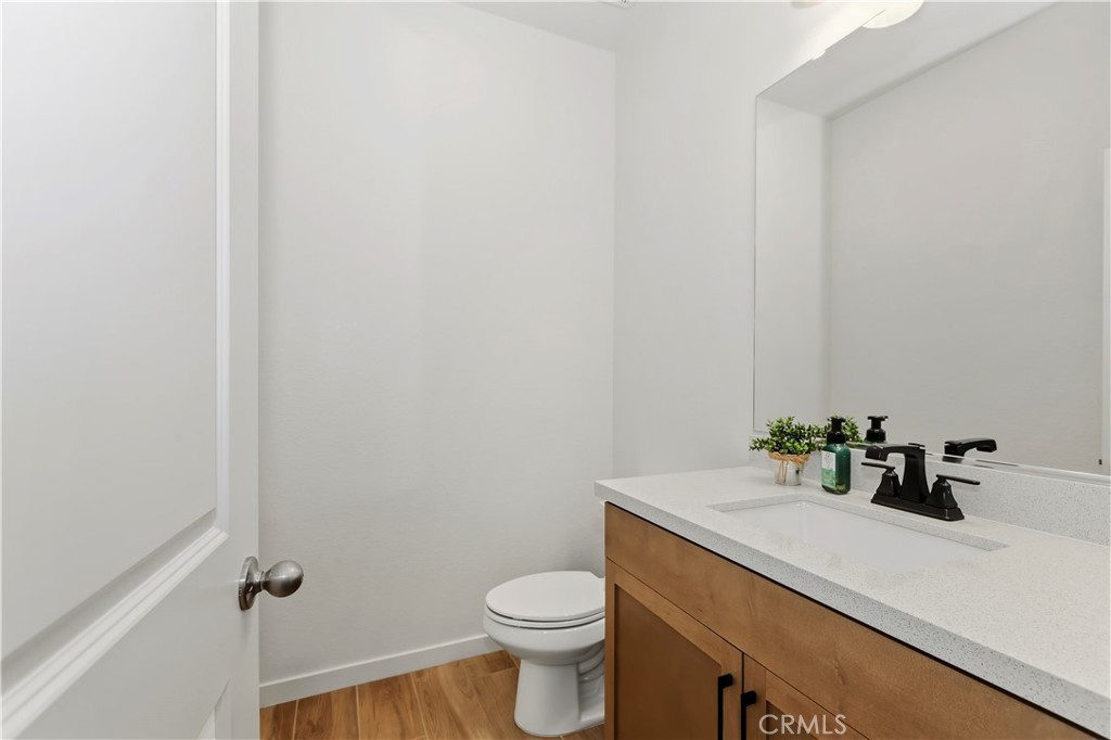 1560 Foothill Drive Property Photo 27