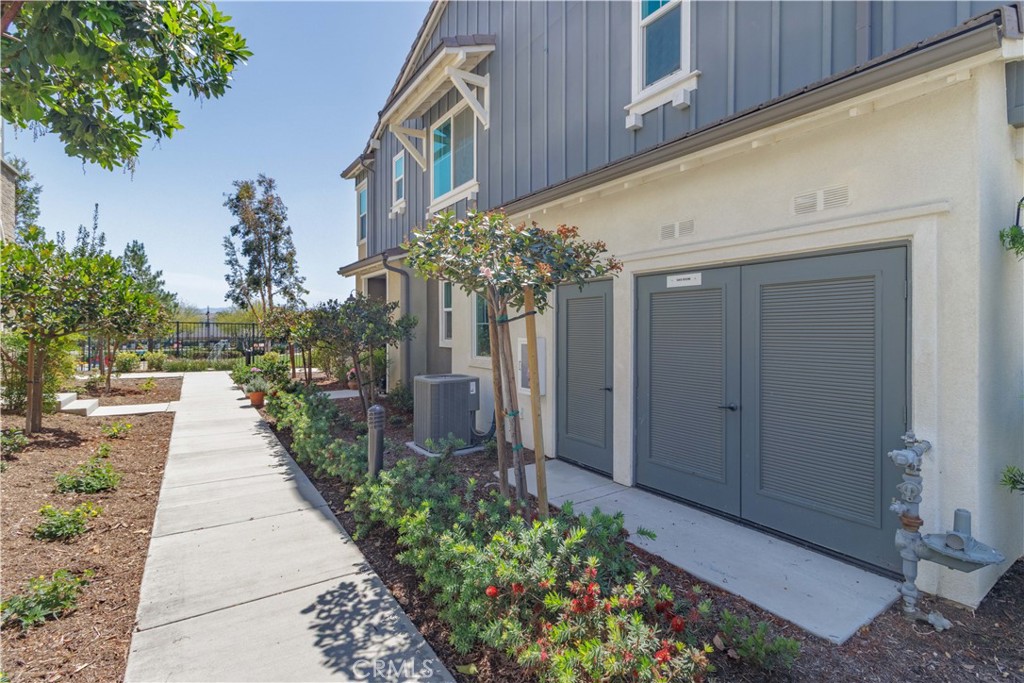 3560 E Lantern Paseo 138 Property Photo 5