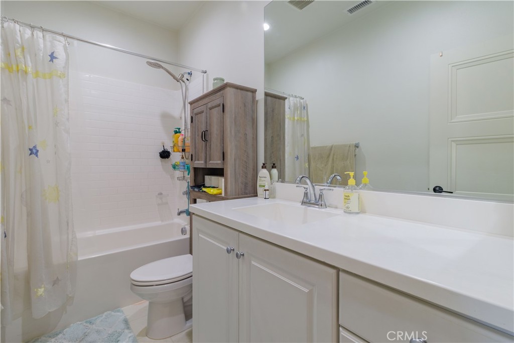 3560 E Lantern Paseo 138 Property Photo 37