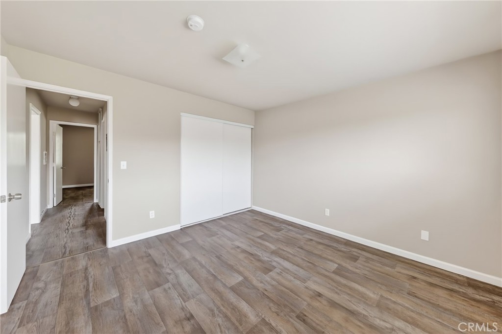 1011 W 8th Property Photo 13