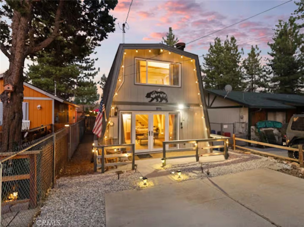1056 Sierra Property Photo 1