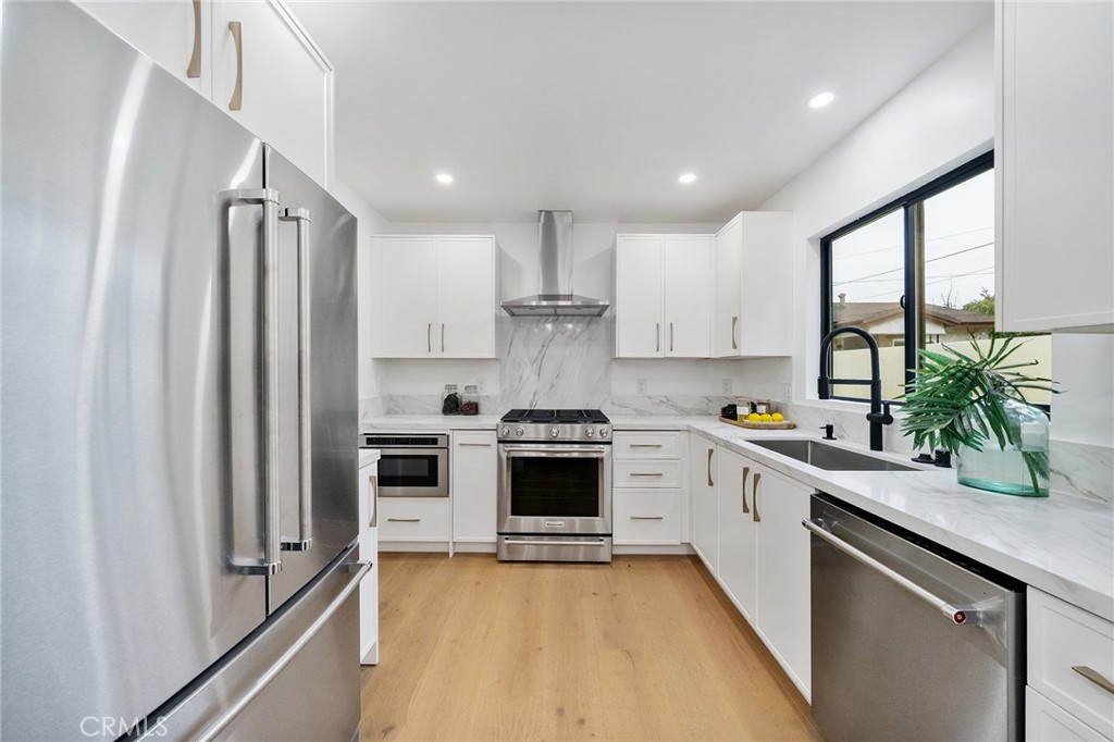2229 Shoredale Property Photo 10