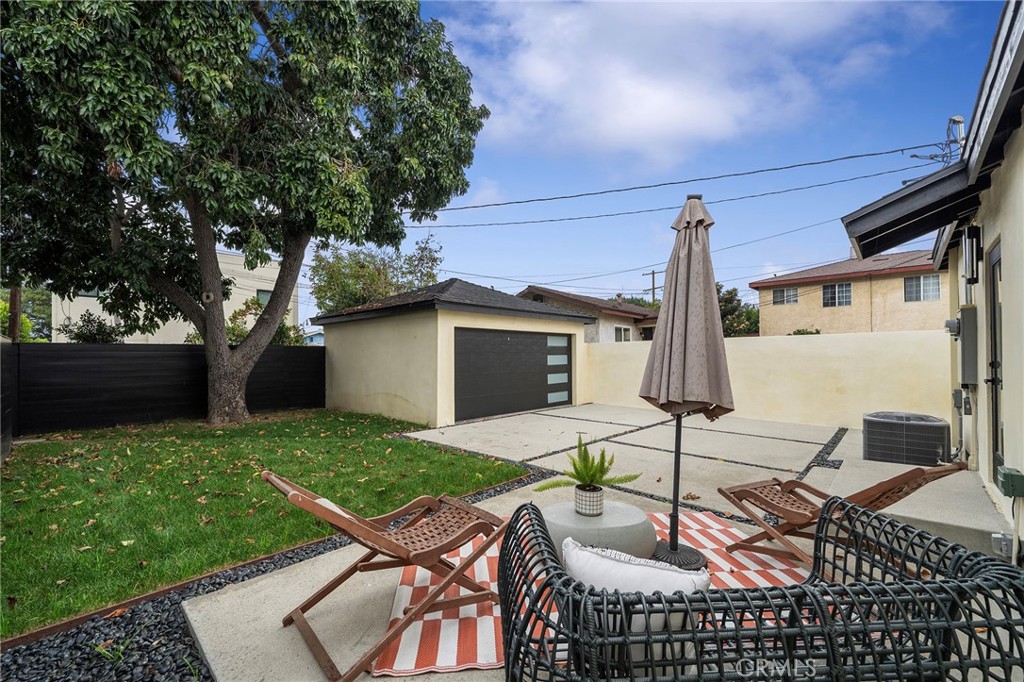2229 Shoredale Property Photo 19