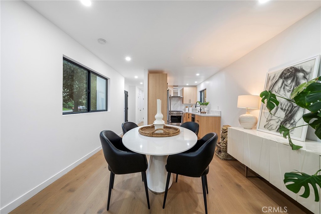 2225 Shoredale Property Photo 11