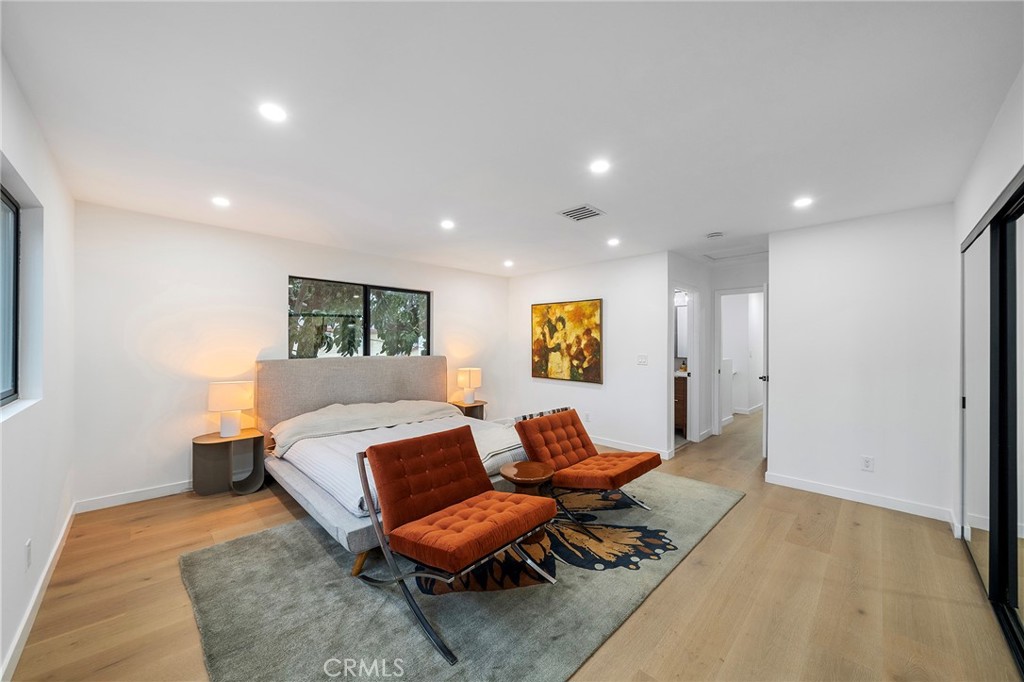 2225 Shoredale Property Photo 18