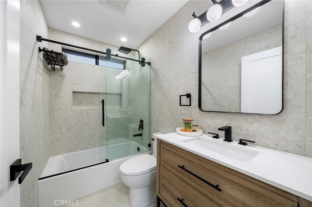 2225 Shoredale Property Photo 23