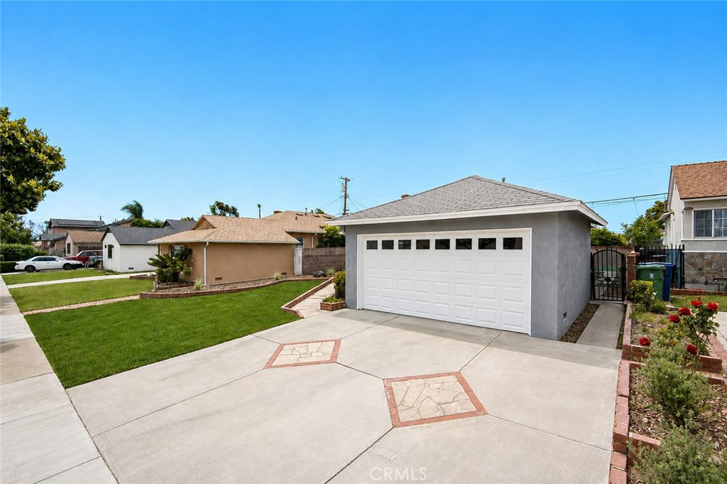 11803 Chanera Property Photo 2