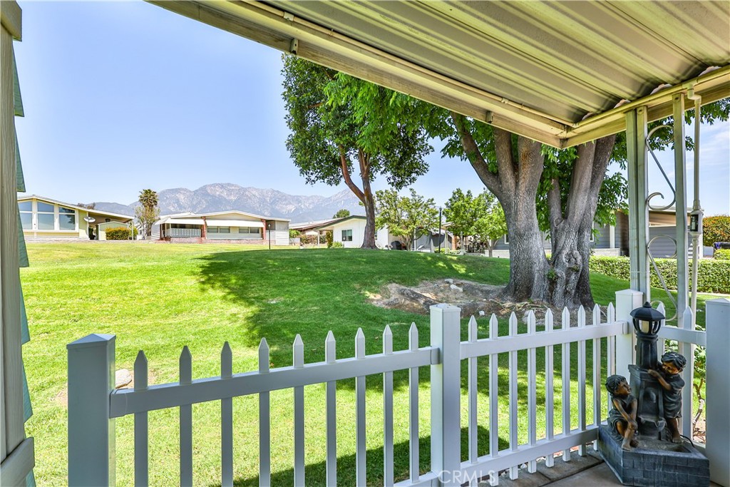 929 E Foothill Boulevard 52 Property Photo 38