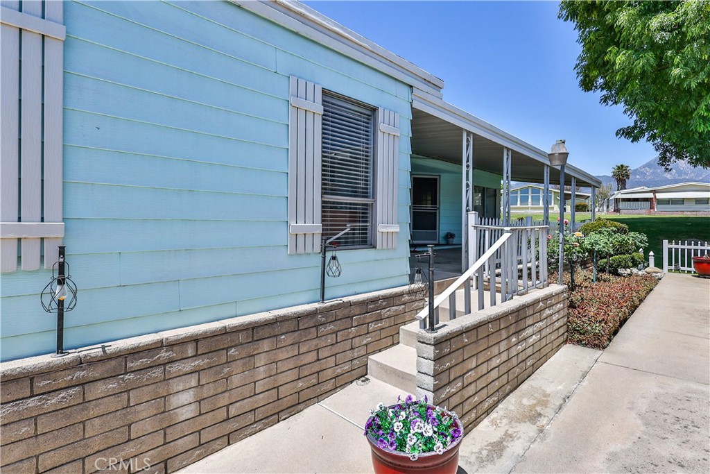 929 E Foothill Boulevard 52 Property Photo 40
