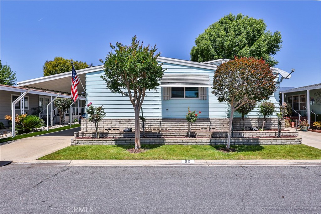 929 E Foothill Boulevard 52 Property Photo 55
