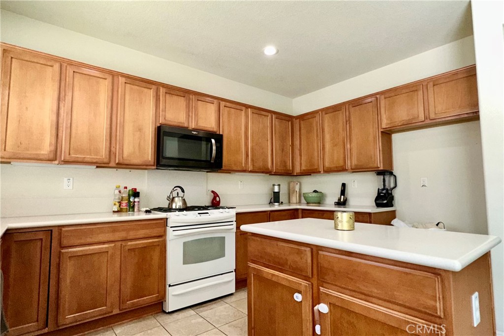 16807 Desert Lily Property Photo 15