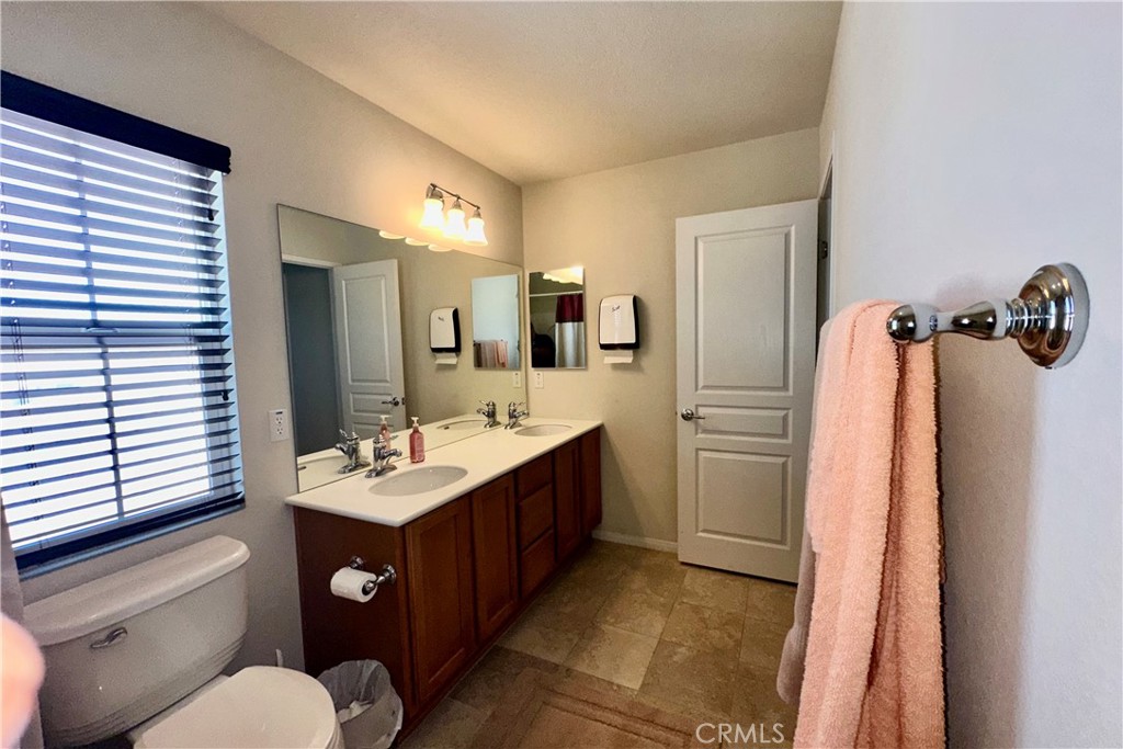 16807 Desert Lily Property Photo 31