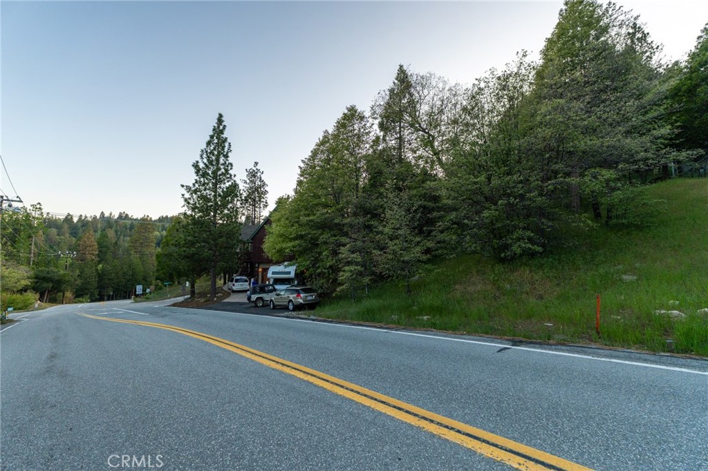 27488 North Bay Road Property Photo 5
