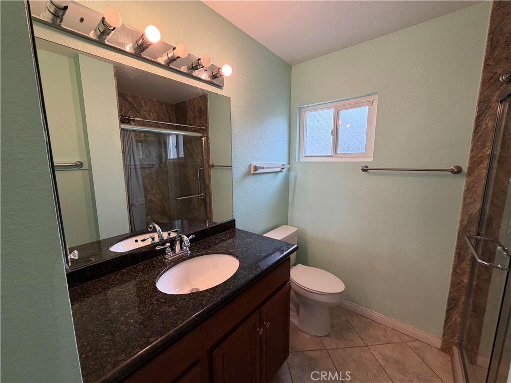 2110 Hawthorne Court Property Photo 7
