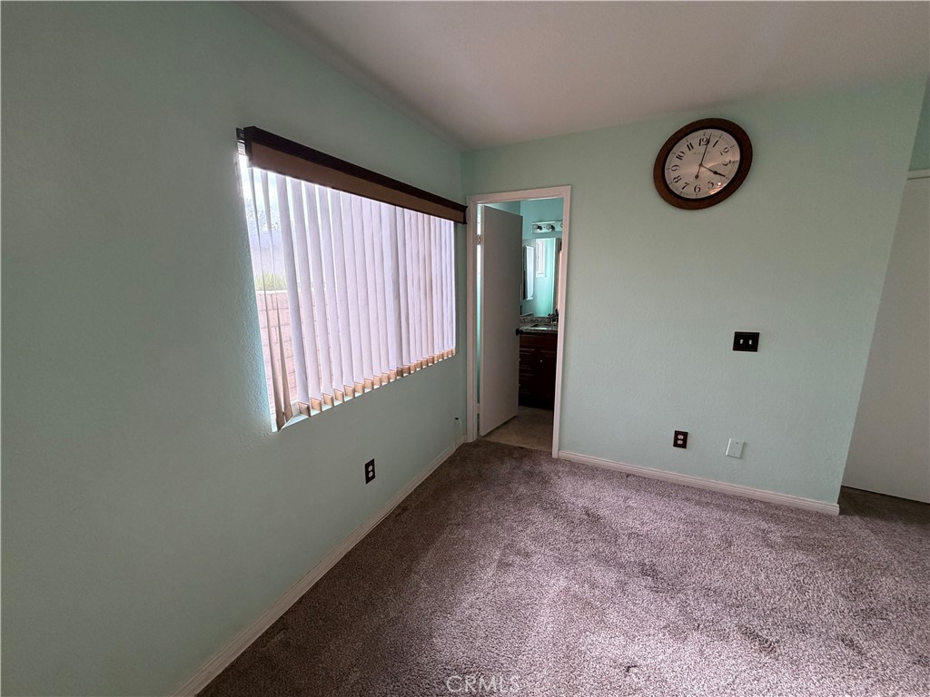 2110 Hawthorne Court Property Photo 12