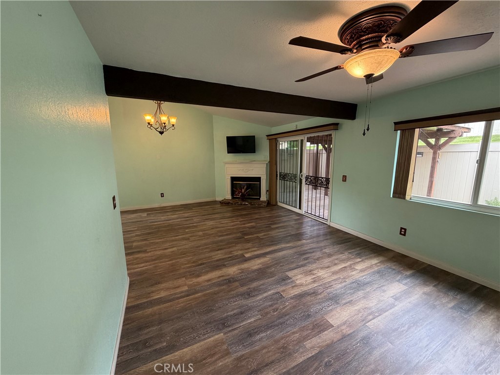 2110 Hawthorne Court Property Photo 31