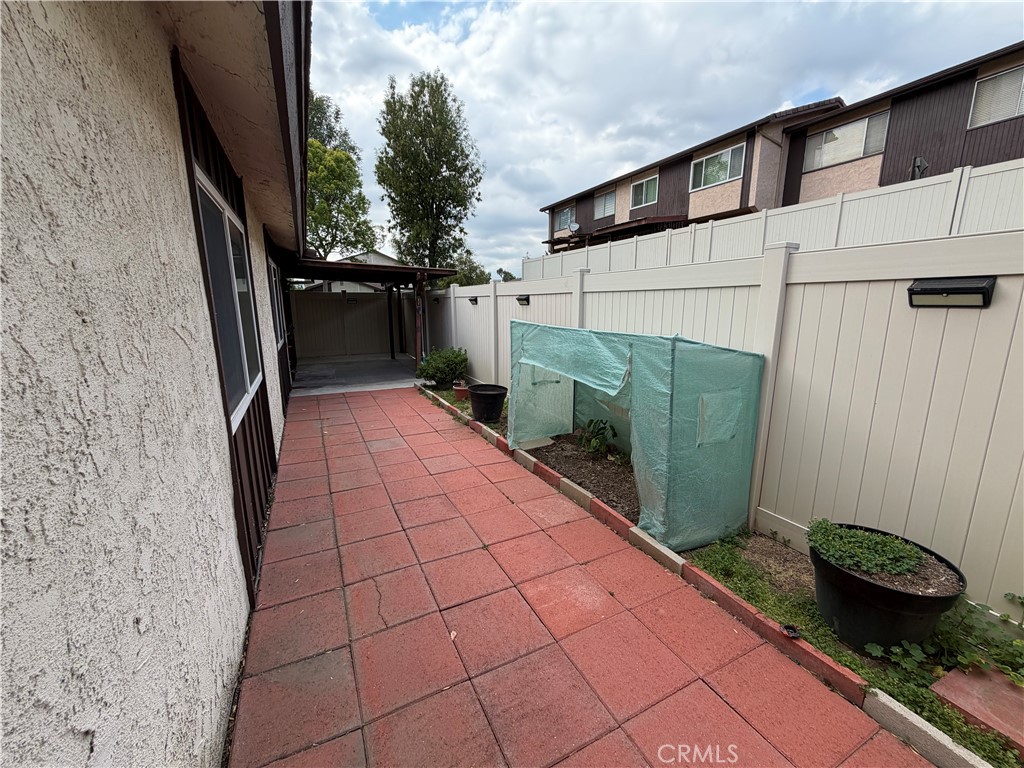2110 Hawthorne Court Property Photo 43