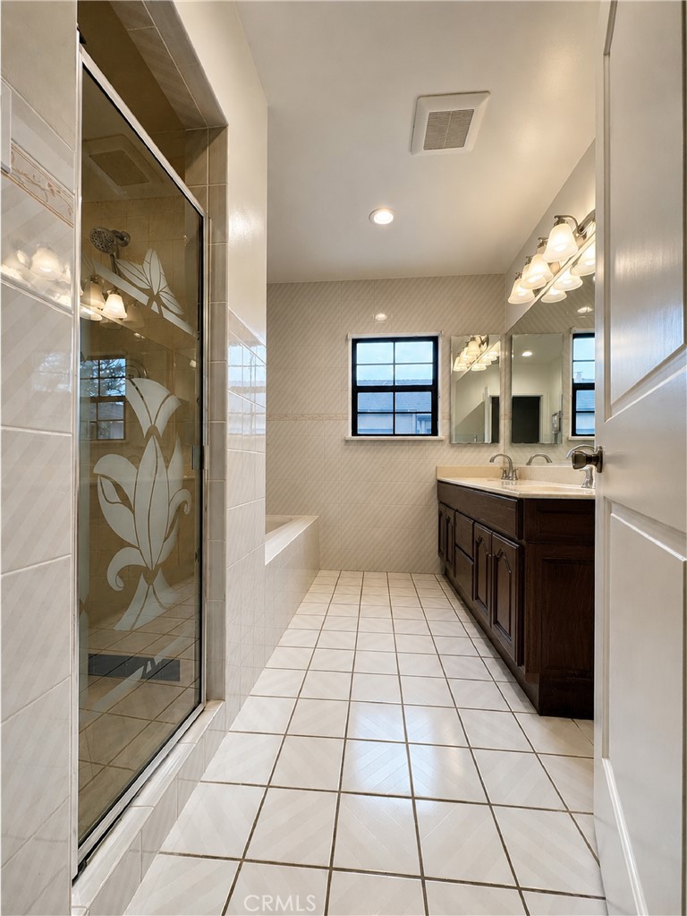 1604 S Monterey Property Photo 15