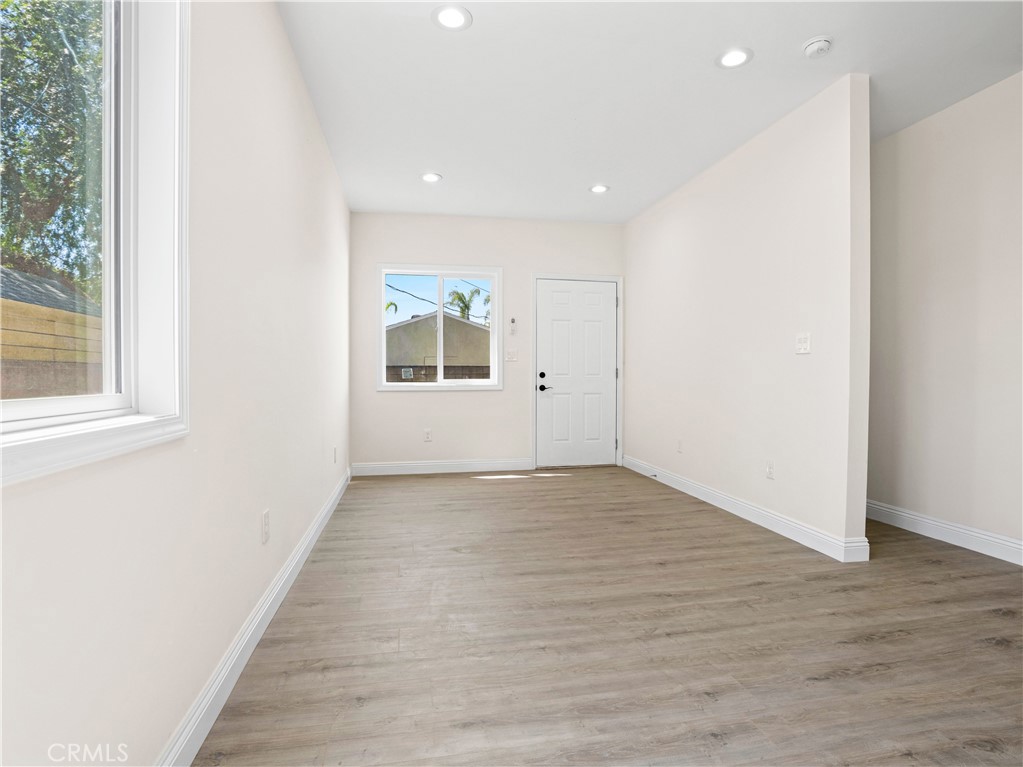 334 N Vernon Property Photo 17