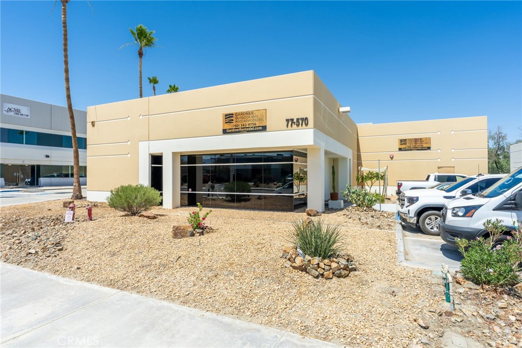 77570 Enfield Property Photo 4