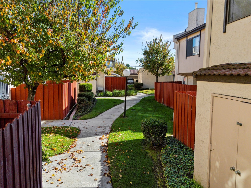 18725 E Arrow 40 Property Photo 24