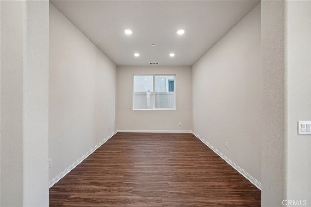29257 Crescent Way Property Photo 20