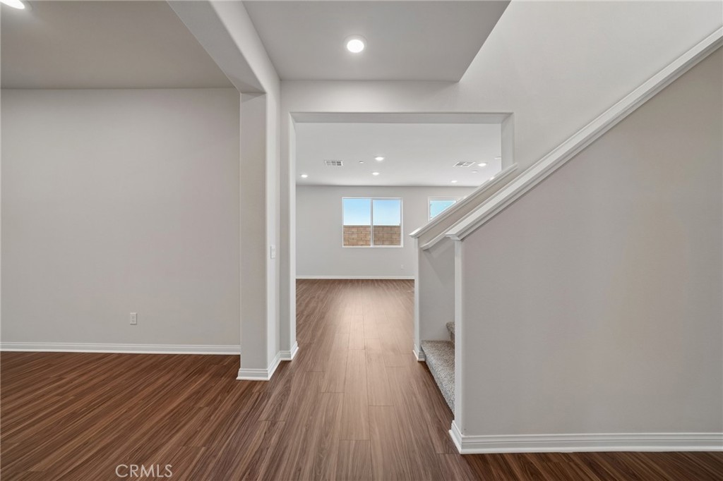 29257 Crescent Way Property Photo 22