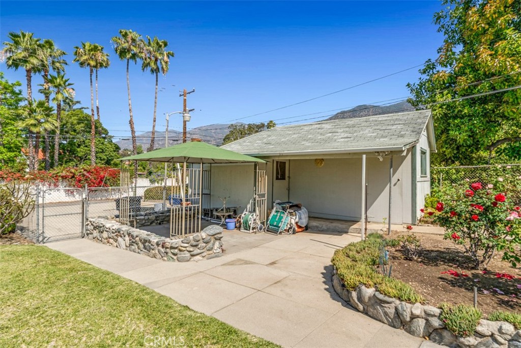 425 N Canyon Property Photo 7