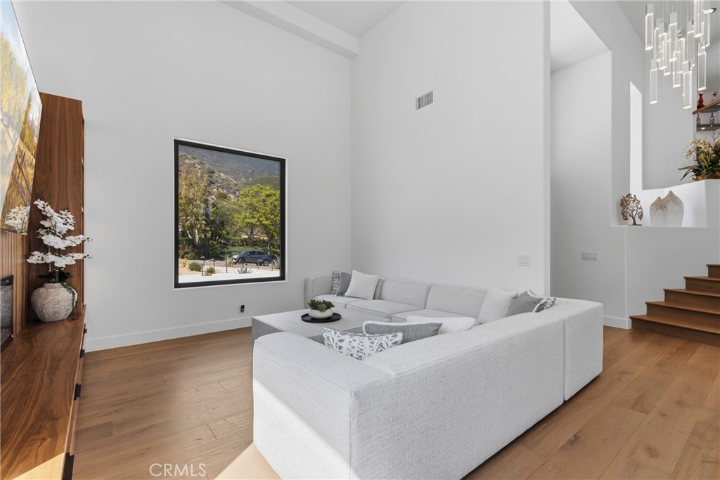 9077 Reales Street Property Photo 15
