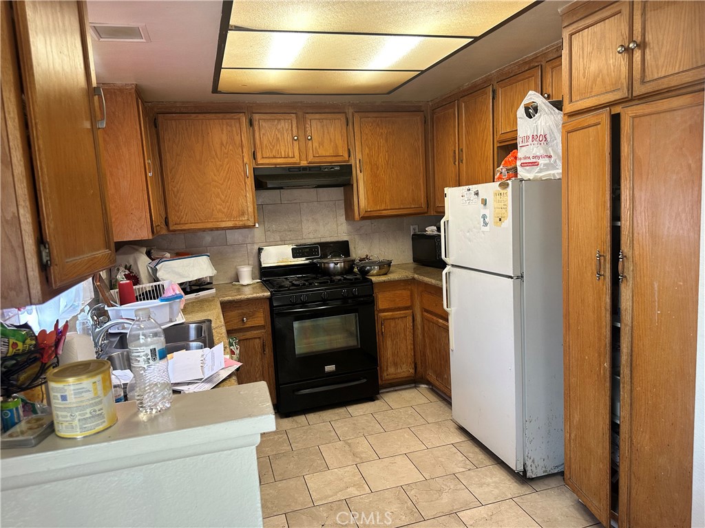 452 Cherry Vista Drive Property Photo 3