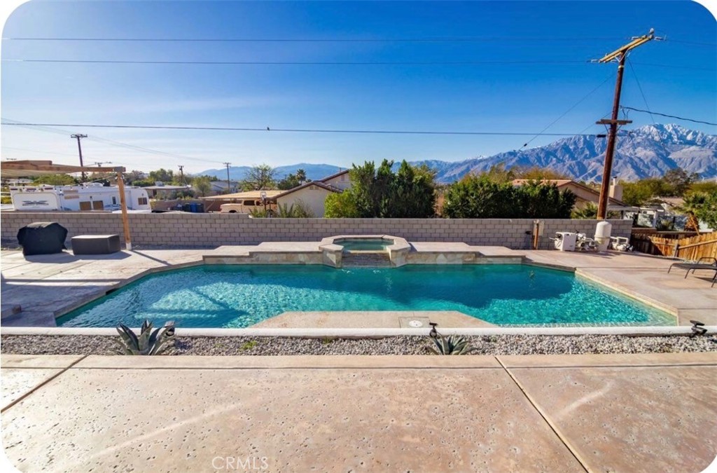 65985 7th Property Photo 11