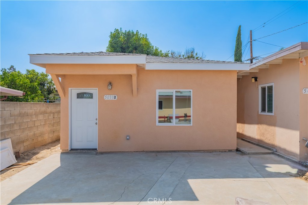 5033 Sultana Avenue B Property Photo 3