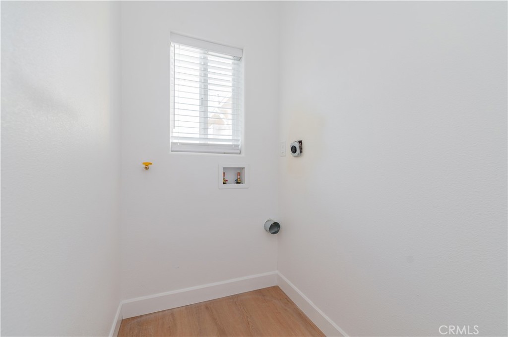 5033 Sultana Avenue B Property Photo 14