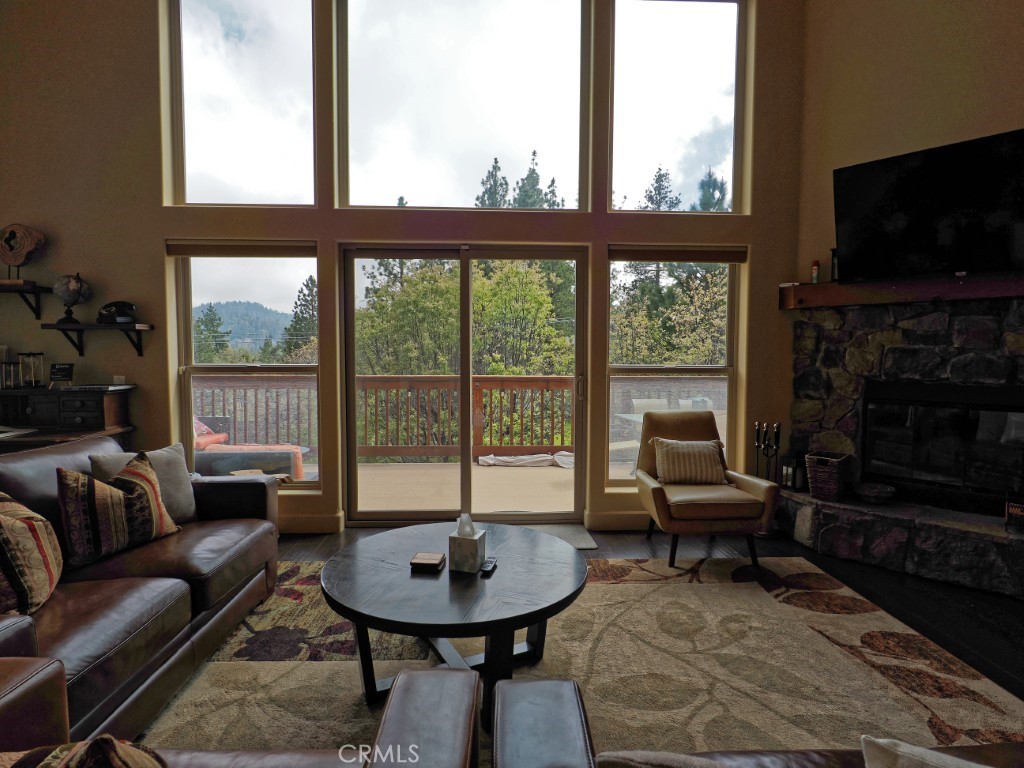 756 Brentwood Property Photo 4