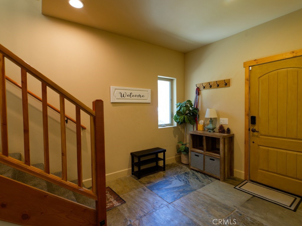756 Brentwood Property Photo 9