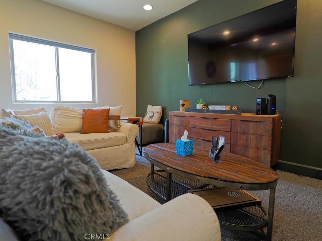 756 Brentwood Property Photo 14