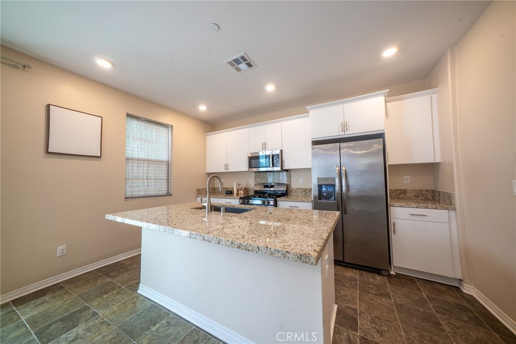 2464 Gunner Ridge Property Photo 7