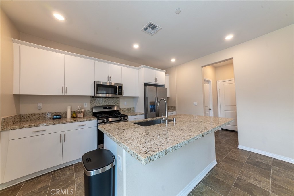 2464 Gunner Ridge Property Photo 8