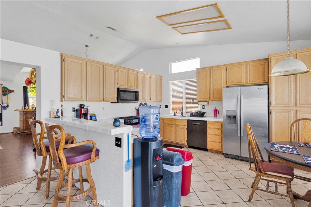 13863 Coachella Road Property Photo 19