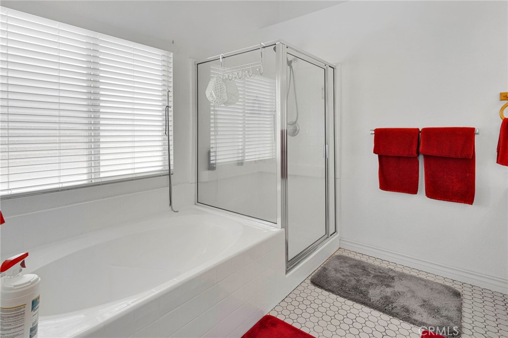13863 Coachella Road Property Photo 28
