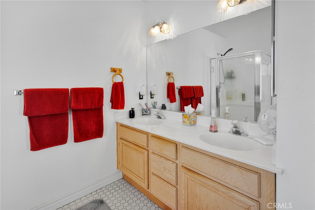 13863 Coachella Road Property Photo 29