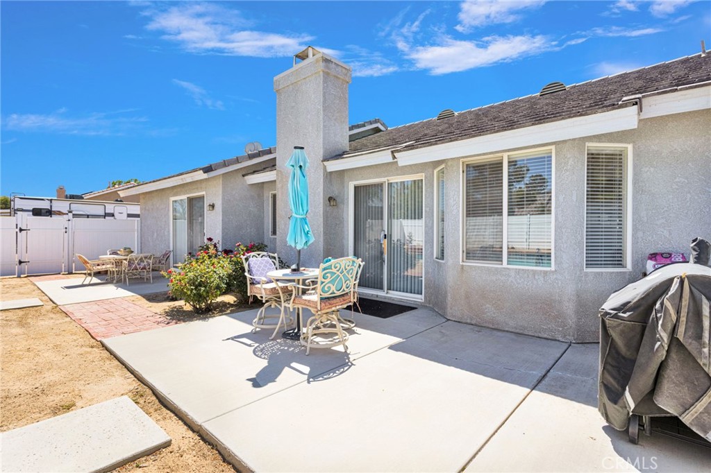 13863 Coachella Road Property Photo 43