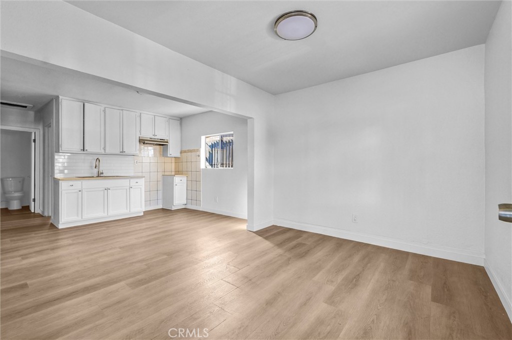 2503 Cincinnati Property Photo 6