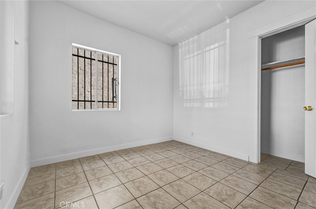 2503 Cincinnati Property Photo 11
