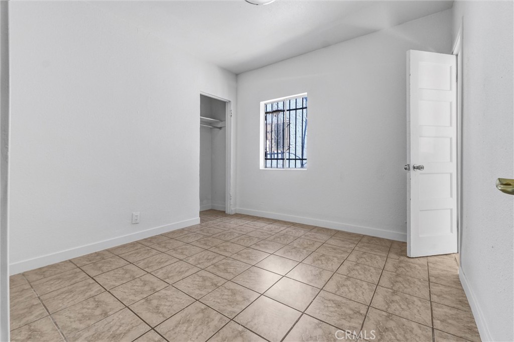 2503 Cincinnati Property Photo 17