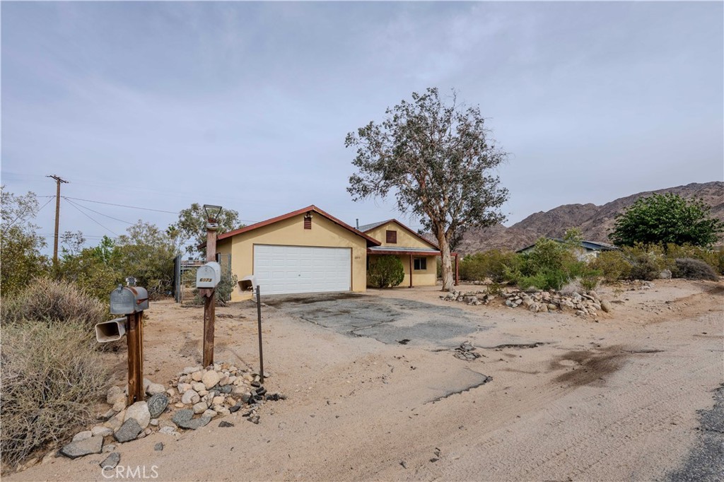 6973 Mission Property Photo 7