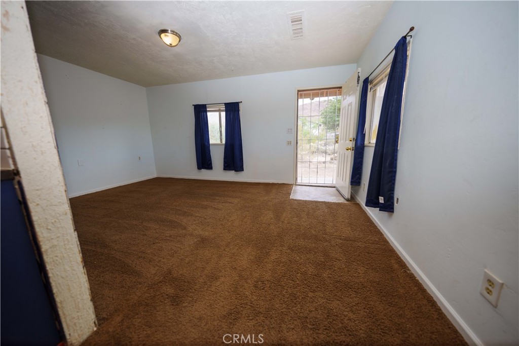 6973 Mission Property Photo 29